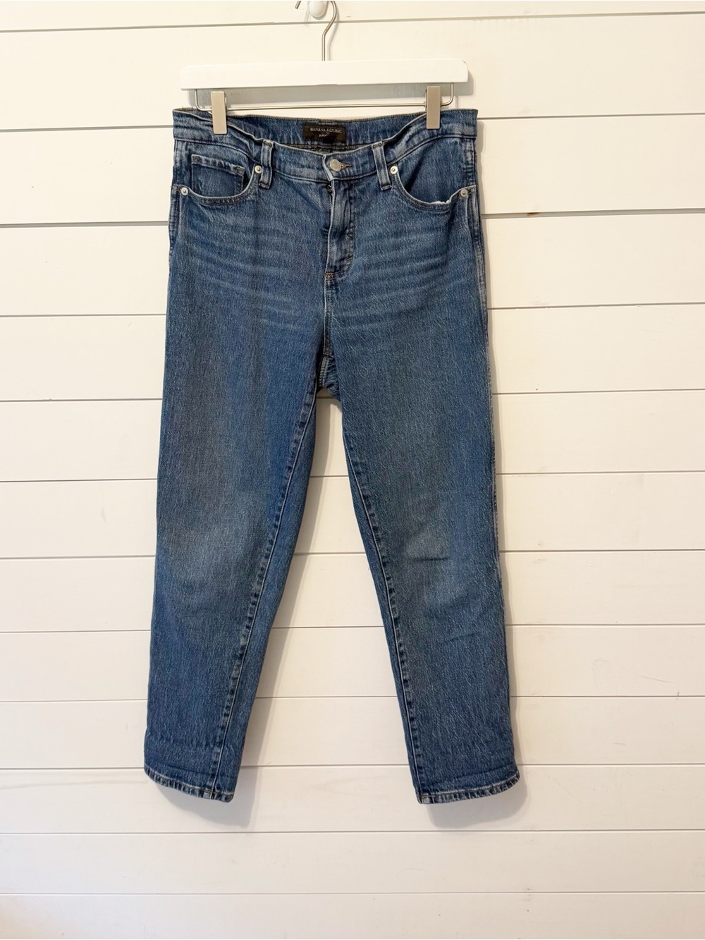 Banana Republic | Women’s Slouchy Straight Leg Jeans Mid Wash Blue Size 27/4